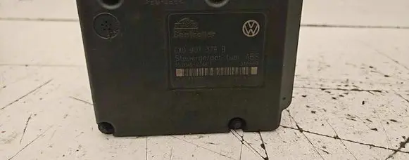 Volkswagen Caddy ABS Pump 6X0907379B 10094903483 6X0614117