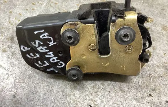 Jeep Grand Cherokee (WK) Rear door lock GL13 1735K