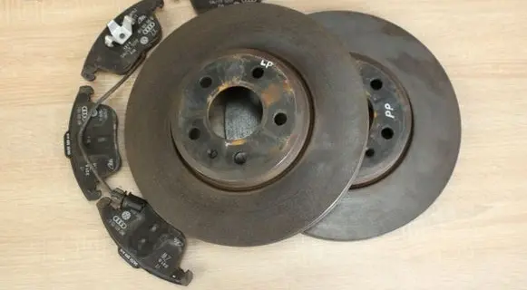 Audi A5 8T 8F Front brake disc 8K0615116Q