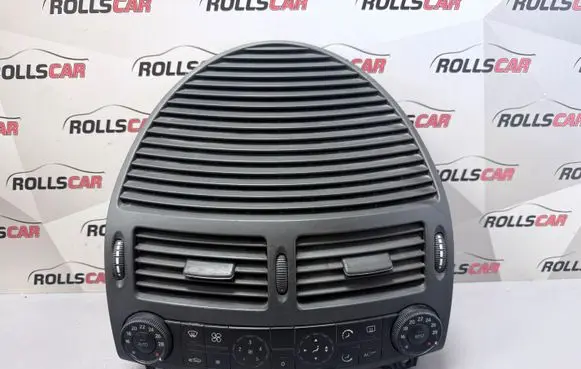 Mercedes-Benz E W211 Climate control unit 2118300085 00070303