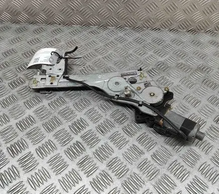 Rear window lifting mechanism without motor
