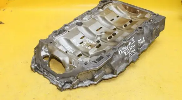 Skoda Octavia Mk2 (1Z) Oil sump