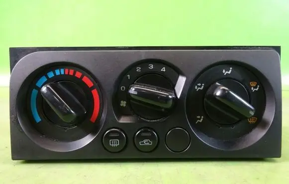 Subaru Legacy Climate control unit