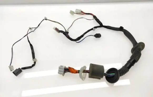 Subaru Outback Front door wiring loom 81820AG180