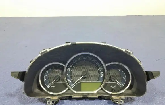 Toyota Corolla E160 E170 Speedometer (instrument cluster) 83800-F2250