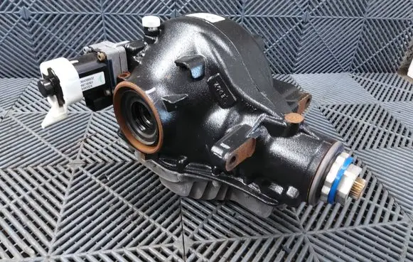 BMW XM Rear differential 8849117 33108875640 8875640
