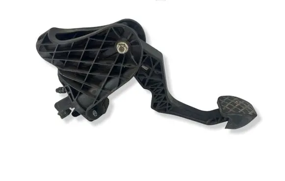 Volkswagen Cross Touran I Clutch pedal 1T1721059BS