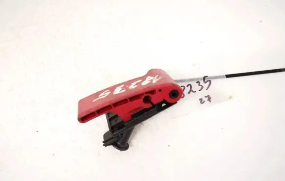 Mercedes-Benz C W203 Engine bonnet (hood) release handle