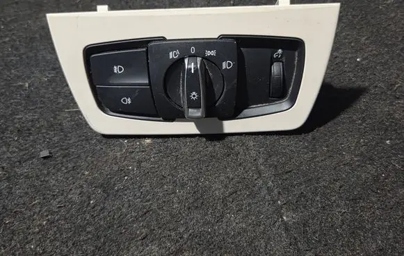 BMW 4 F32 F33 Light switch 6847512 549648907