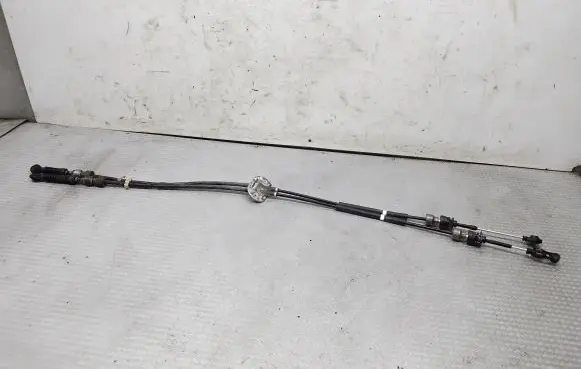 Gear shift cable linkage