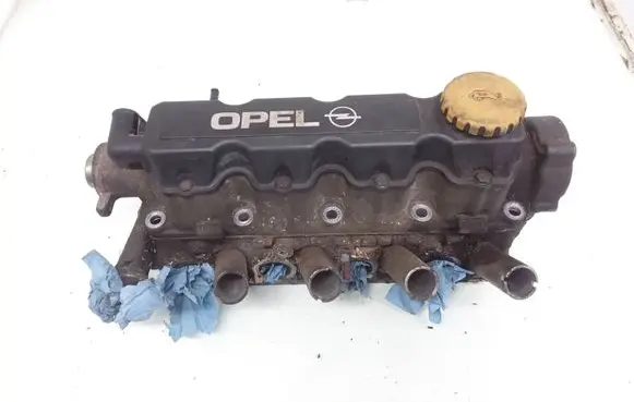 Engine head