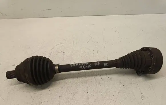 Volkswagen Touran II Front driveshaft 