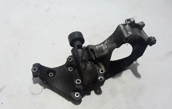 Generator/alternator bracket