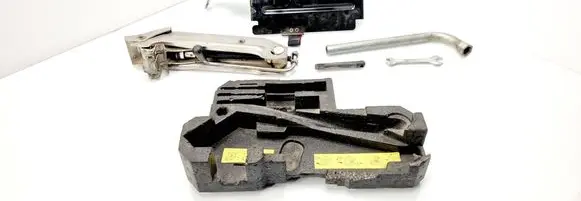 Audi A6 S6 C5 4B Lift Jack 8L0011031A 4B5012112 4D0012219A