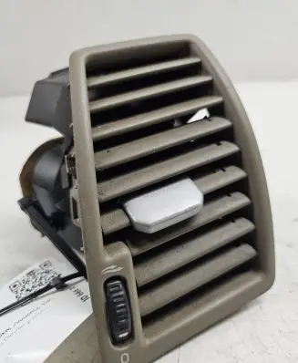 Volvo XC90 Dashboard side air vent grill/cover trim 3409399
