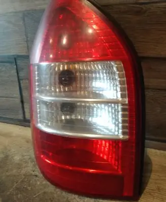 Opel Zafira A Rear/tail lights