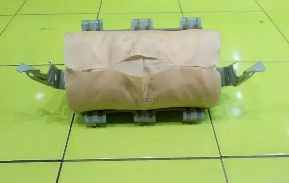 Mazda 6 Passenger airbag 