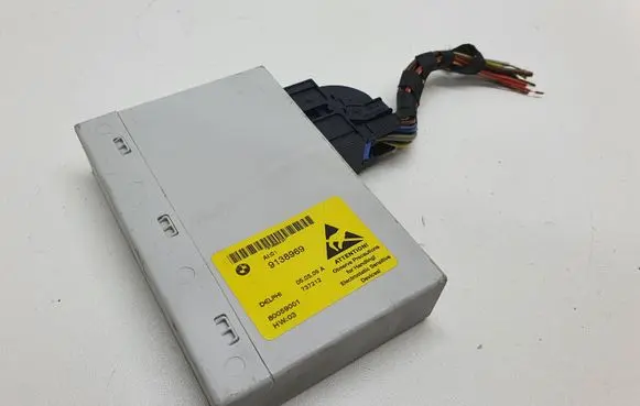 BMW 5 E60 E61 Central console control unit 9138969 80059001