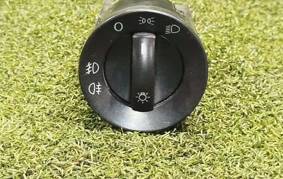 Volkswagen Transporter - Caravelle T5 Light switch 600941531