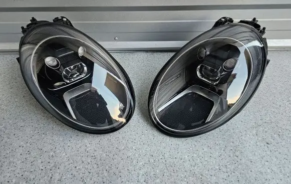 Porsche 911 992 Headlights/headlamps set 992941031H