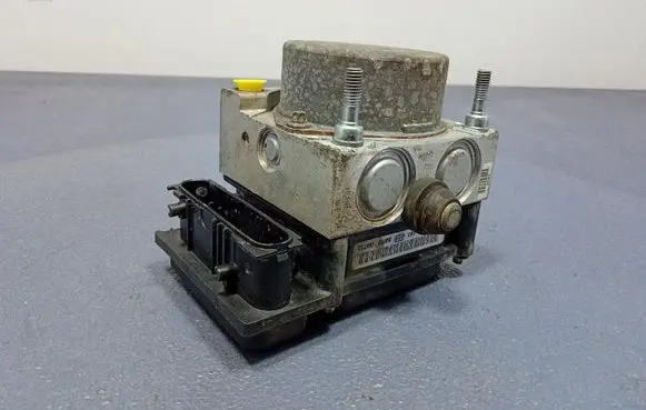 Suzuki SX4 ABS Pump 56110-79J00