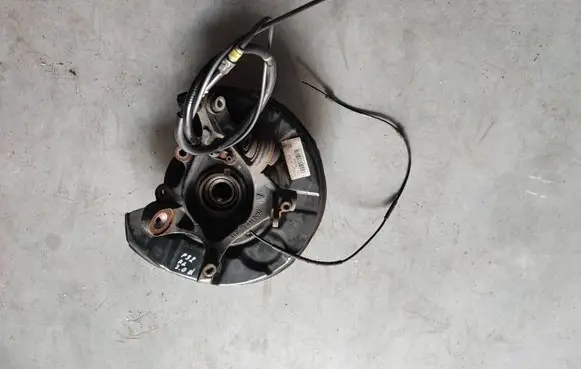 BMW 4 F32 F33 Rear wheel hub 260218U