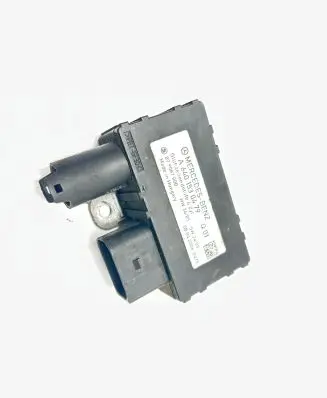 Mercedes-Benz B W245 Glow plug pre-heat relay A6401530479 899087000