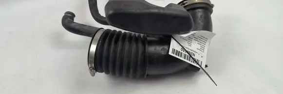 Ford Mustang VI Air intake duct part 