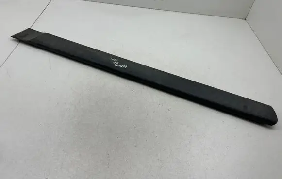 Peugeot Partner Front door trim (molding) 9634563477 TNDL01