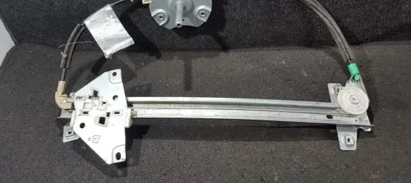 Mitsubishi Space Star Sliding door window regulator with motor