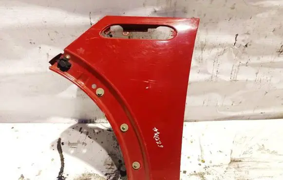 Mini One - Cooper R50 - 53 Fender Raudona