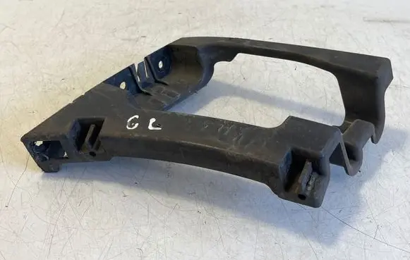 Opel Vivaro Rear bumper mounting bracket 9810216480