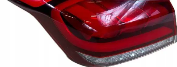 Hyundai Genesis Rear/tail lights 92401B1000