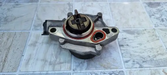 Citroen C2 Vacuum pump