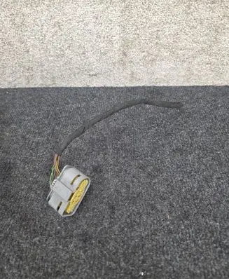 Mercedes-Benz C W205 Headlight/headlamp wiring loom/harness A0525456026