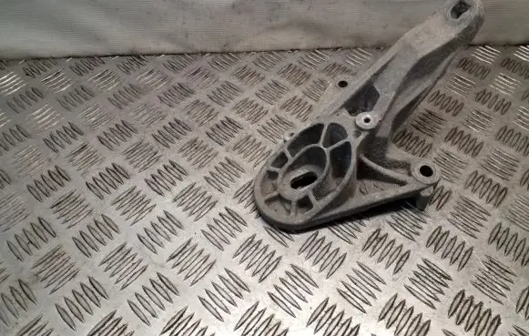 Mini One - Cooper Coupe R56 Engine mounting bracket 67871110