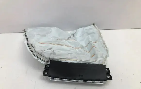 Mercedes-Benz EQC Knee airbag A2538600402