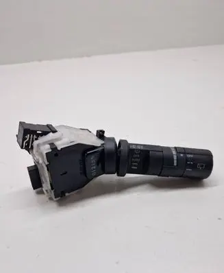 Nissan Qashqai Wiper control stalk 0121SN