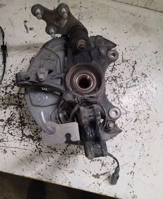 Citroen C4 SpaceTourer Front wheel hub