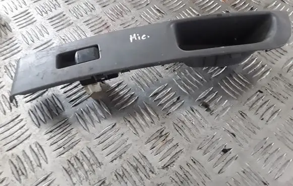 Nissan Micra Electric window control switch 80960AX100