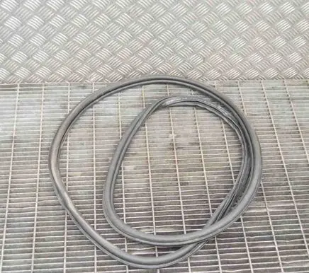 Audi A1 Rubber seal front coupe door 8X4831721B