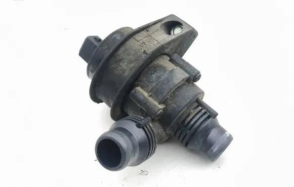 BMW X5 F15 Electric auxiliary coolant/water pump 30950017