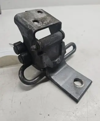 Audi A8 S8 D2 4D Front door lower hinge 4D0831412