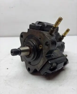 Renault Laguna II Fuel injection high pressure pump 7700111010 146475 0445010018