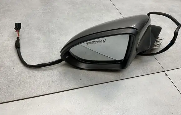 Volkswagen Golf Sportsvan Front door electric wing mirror 