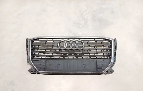 Front bumper upper radiator grill