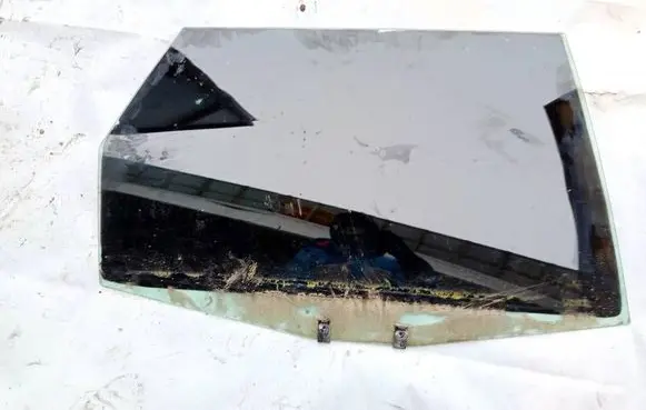 Audi A6 S6 C5 4B Rear door window glass AS2