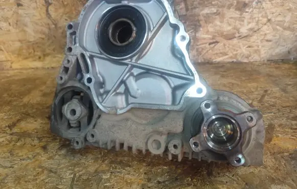 BMW X1 E84 Gearbox transfer box case 7607638 ATC350
