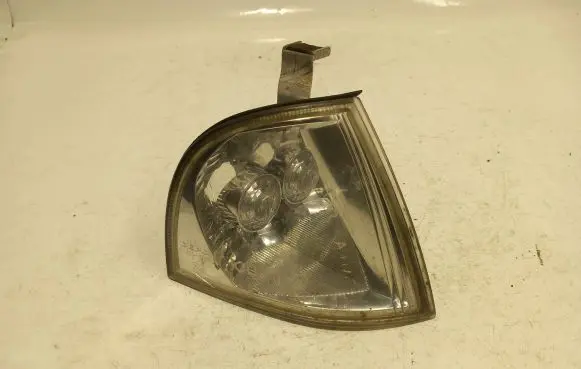 Skoda Octavia Mk1 (1U) Front indicator light 086651503