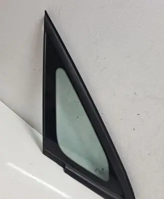 BMW 2 F45 Front triangle window/glass 7321944 AS2
